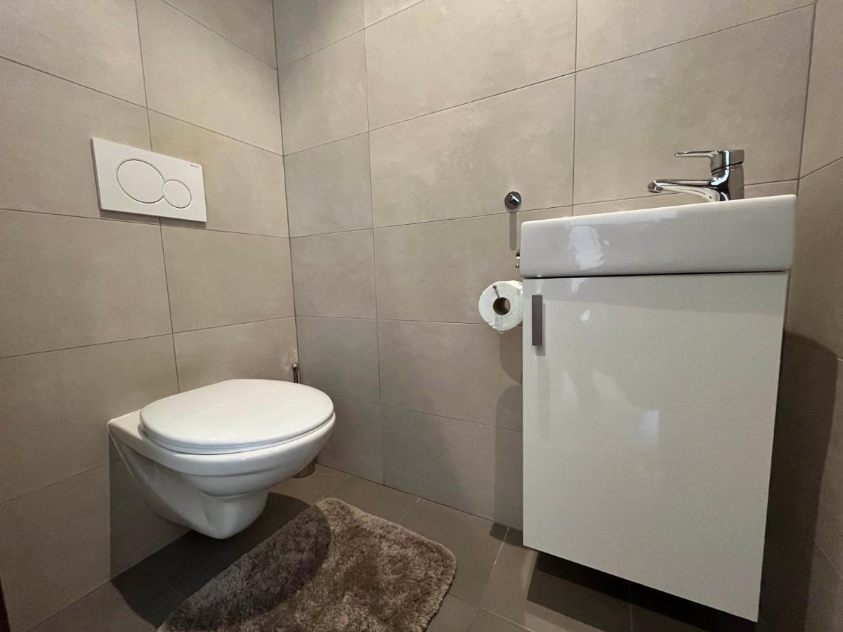 Elegant Escape Apartment I - City Centre Bratislava Eksteriør bilde