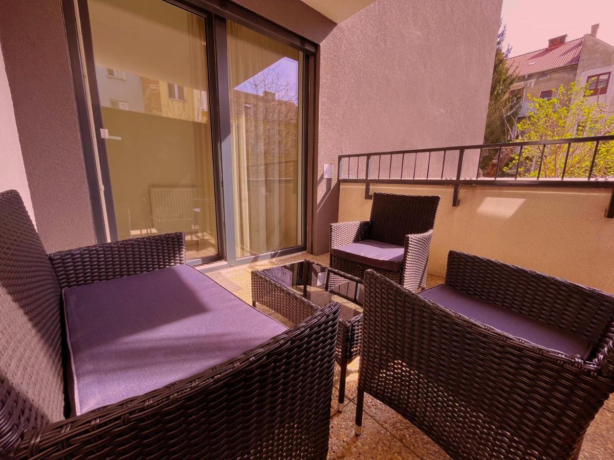 Elegant Escape Apartment I - City Centre Bratislava Eksteriør bilde