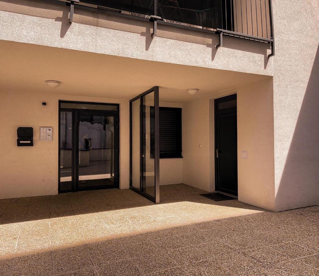Elegant Escape Apartment I - City Centre Bratislava Eksteriør bilde