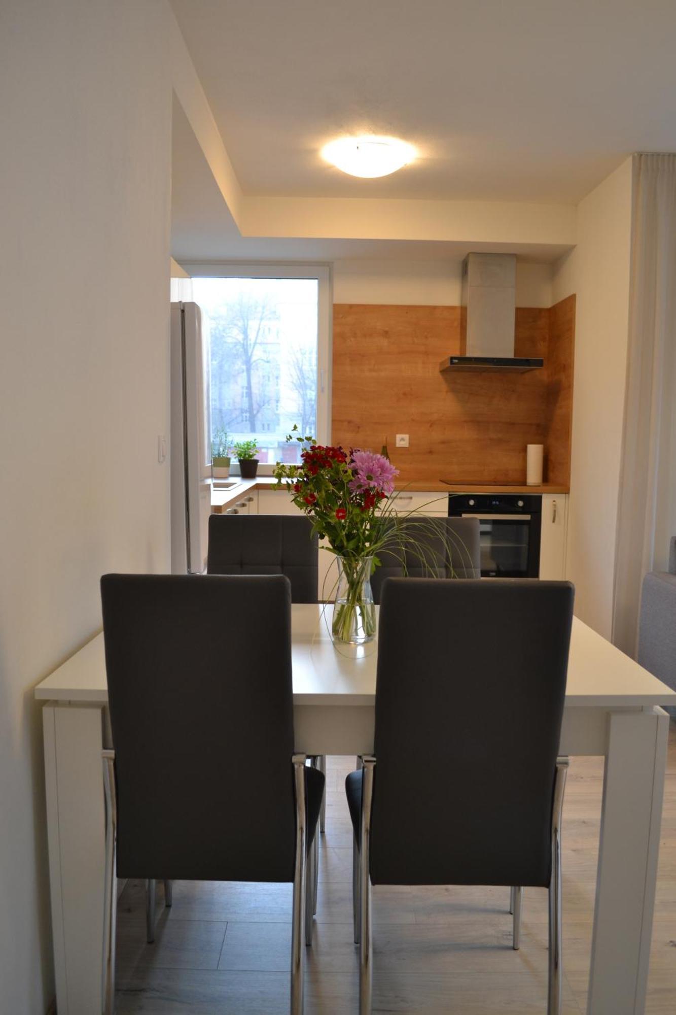 Elegant Escape Apartment I - City Centre Bratislava Eksteriør bilde